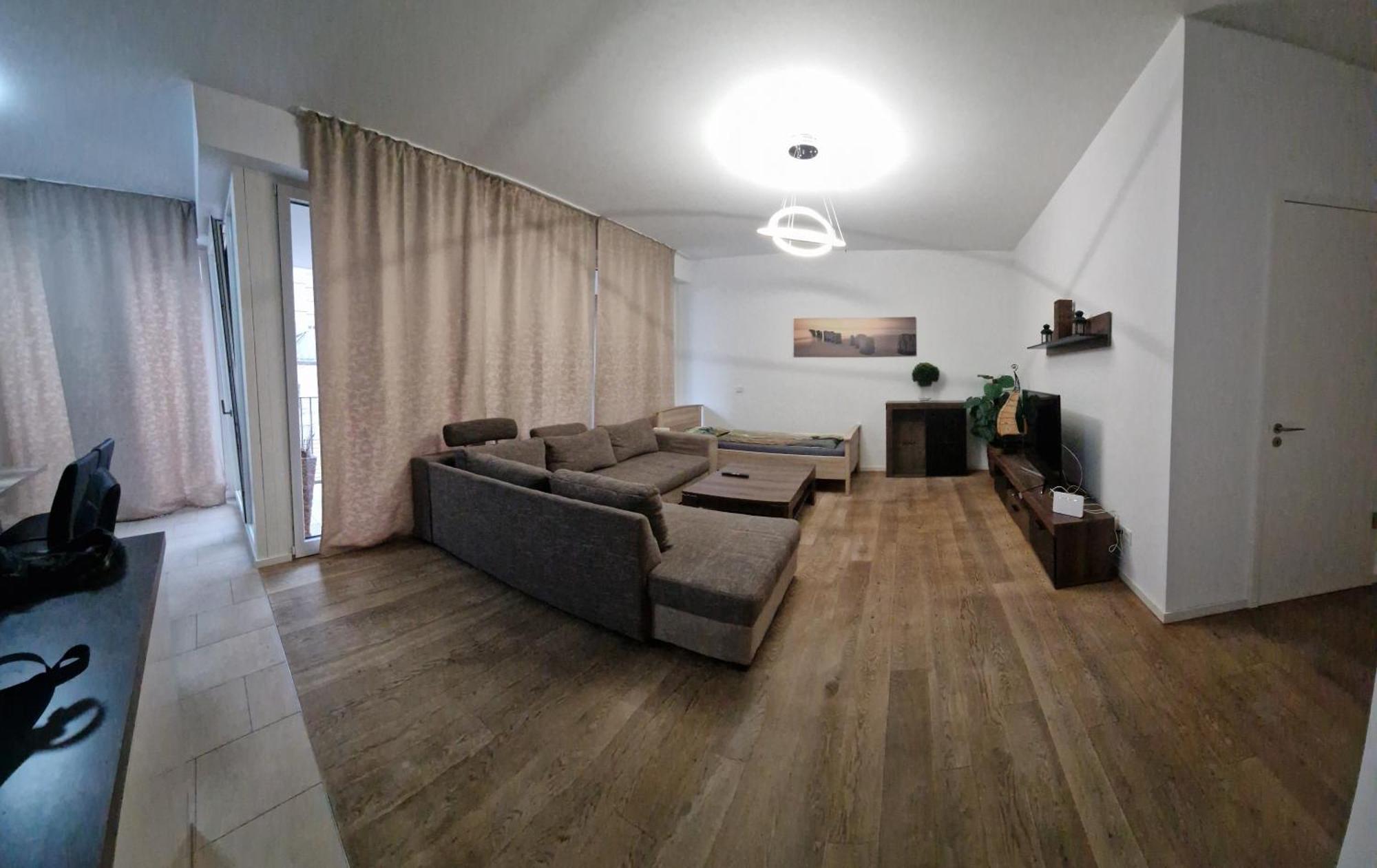 Hochwertig Im Herzen Stuttgarts Room photo